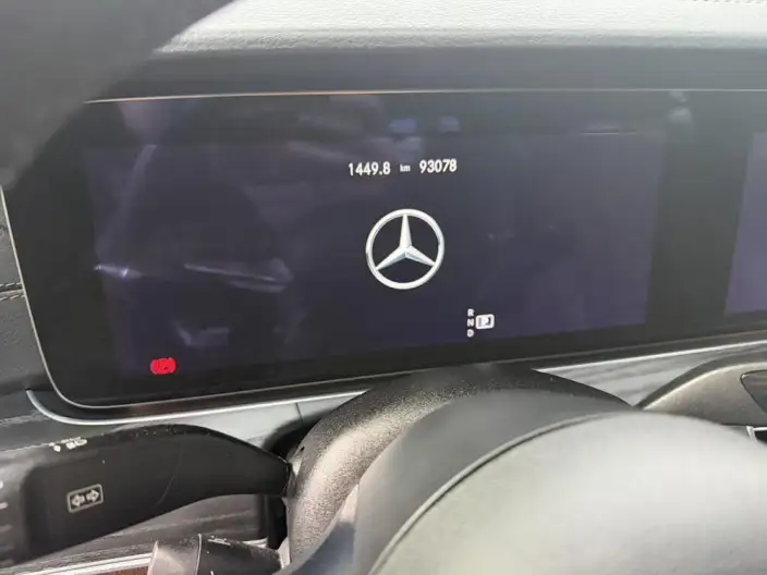 Mercedes-Benz E-Class 2023 Model E 300 L Fashion Model sedan – фото 9