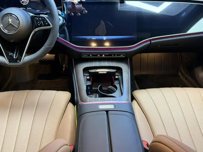 Mercedes-Benz E-Class 2026 Model E 300 L Luxury Model sedan – фото 7