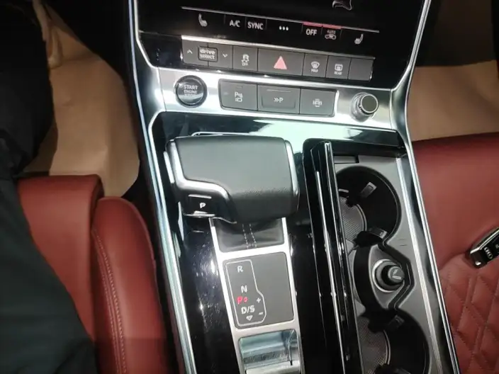 Audi A7 L 2023 Model 55 TFSI quattro S-line Black Samurai Edition – фото 9