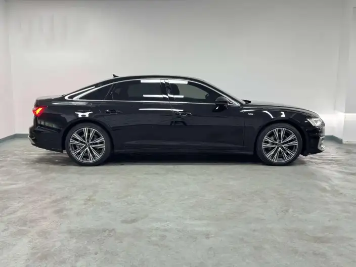 Audi A6L 2024 Model 40 TFSI Luxury Dynamic Model – фото 8