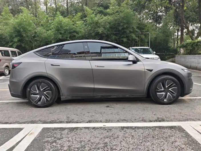 Model Y 2025 Model Rear-wheel drive version – фото 8