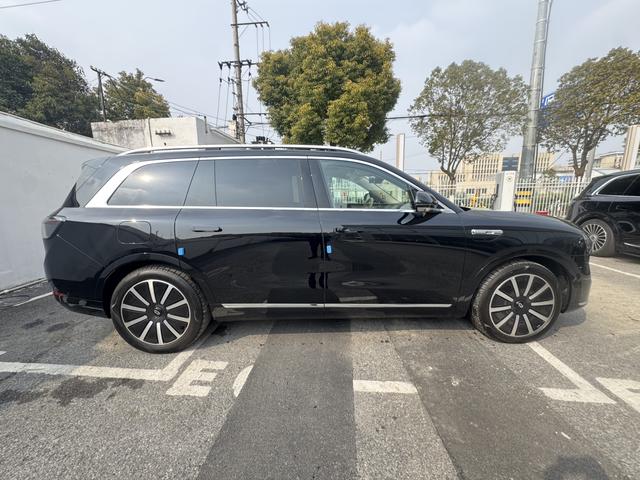 AITO M9 2024 Extended-Range Ultra 6-Seater – фото 20