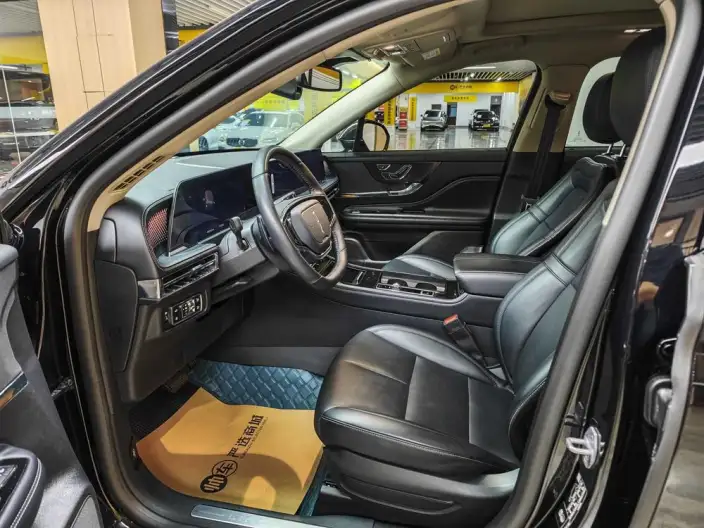 Lincoln Corsair 2023 Model 2.0T 2WD Exclusive Edition – фото 9