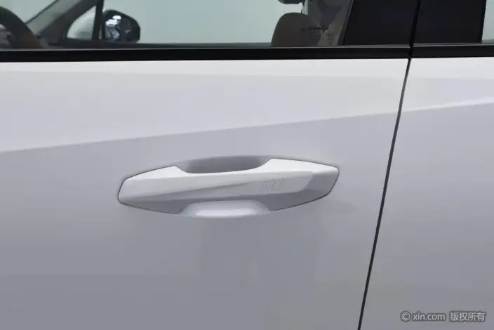 Geely Boyue L 2023 Model 1.5TD DCT Luxury Model – фото 10