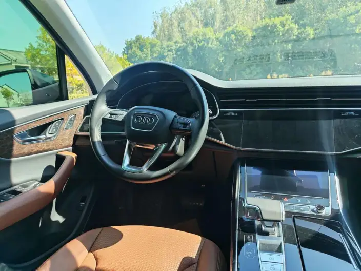 Audi Q7 2022 Model 55 TFSI quattro S line Noble Model – фото 9