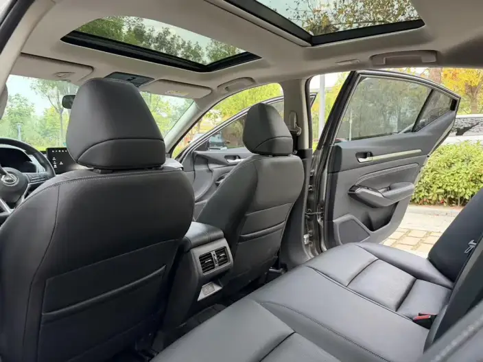 Nissan Teana 2022 Model 2.0L XL-TLS Yuexiang Edition – фото 9