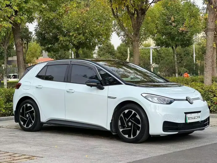Volkswagen ID.3 2023 Model L Class Model Pure Smart Edition – фото 3