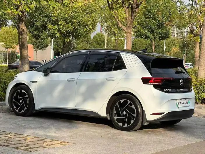 Volkswagen ID.3 2023 Model L Class Model Pure Smart Edition – фото 4