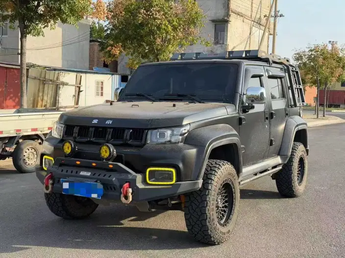 BAIC BJ40 2023 Model 2.0D Automatic 4WD Blade Hero Edition Warrior Model