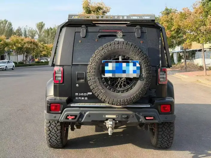 BAIC BJ40 2023 Model 2.0D Automatic 4WD Blade Hero Edition Warrior Model – фото 5