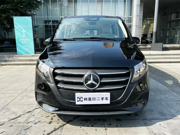 Viano 2024 Model 2.0T Business Edition 7 seat – фото 2