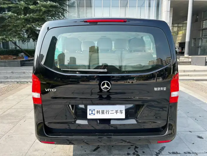 Viano 2024 Model 2.0T Business Edition 7 seat – фото 4