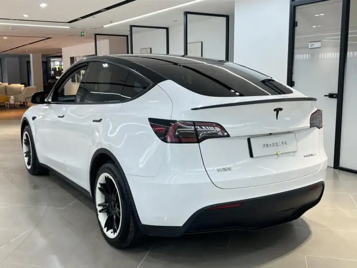 Model Y 2022 Model Facelift Rear-wheel drive version – фото 4