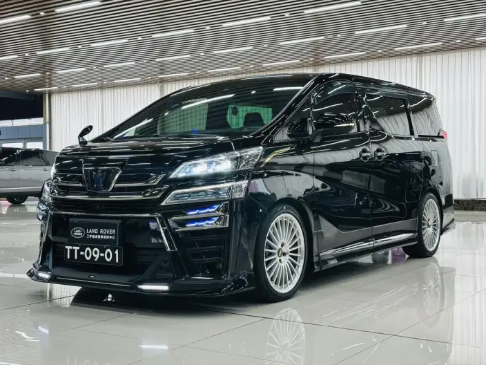 Vellfire 2021 Model Toyota Crown Hybrid 2.5L HV Supreme Edition – фото 1