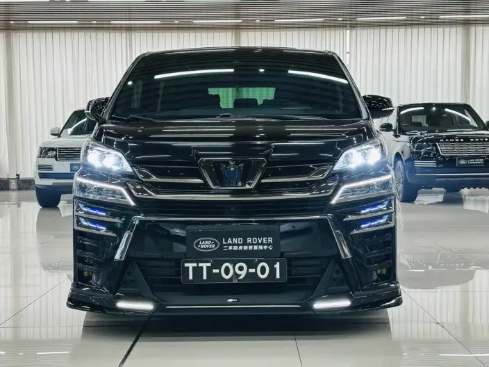 Vellfire 2021 Model Toyota Crown Hybrid 2.5L HV Supreme Edition – фото 2