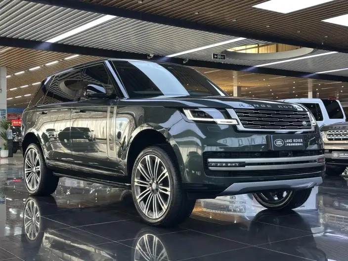 Range Rover 2023 Model 3.0 L6 400PS Shengshi VII seat Extended Edition