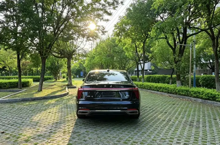 Hongqi H5 2024 Model 1.5T DCT Flag Rhythm Edition – фото 5
