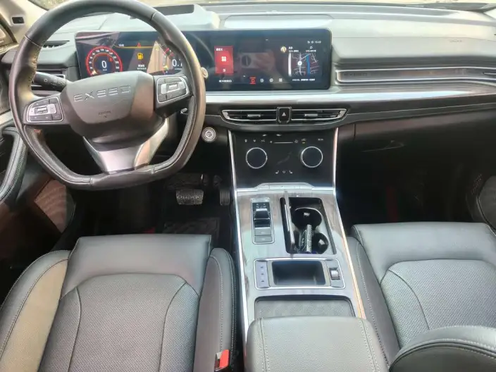 EXEED Lanyue 2021 Model 400T 2WD Star Edition Pro Edition – фото 8