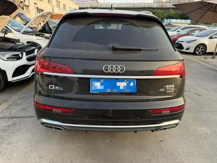 Audi Q5L 2022 Model 40T Luxury Dynamic Model – фото 5