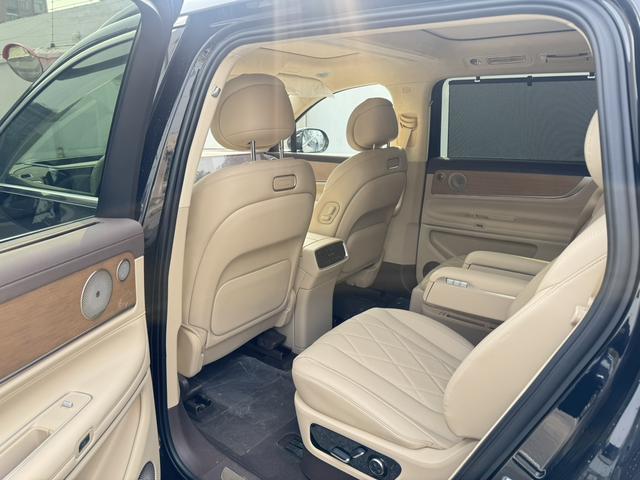 AITO M9 2024 Extended-Range Ultra 6-Seater – фото 5