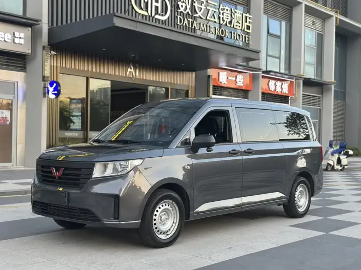 Wuling Zhcheng 2021 Model 1.5T Manual Comfort Model