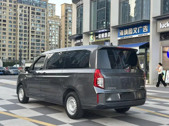 Wuling Zhcheng 2021 Model 1.5T Manual Comfort Model