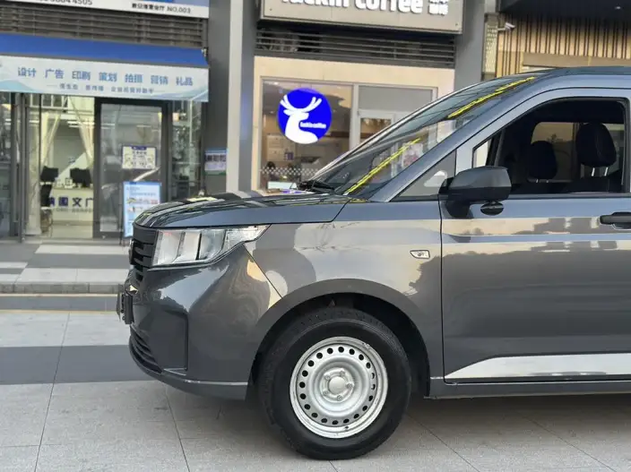 Wuling Zhcheng 2021 Model 1.5T Manual Comfort Model – фото 8