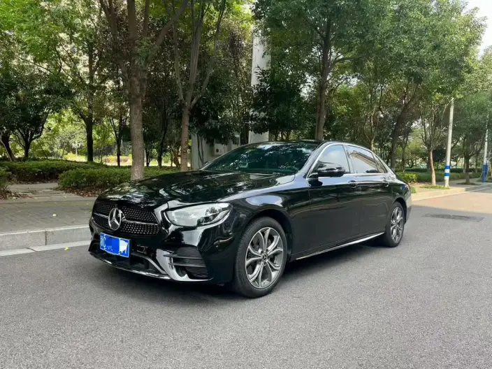 Mercedes-Benz E-Class 2023 Model E 300 L Luxury Model Sports sedan – фото 10