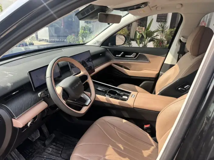Chery Tiggo 8L 2024 Model 2.0T Automatic Deluxe Edition – фото 10