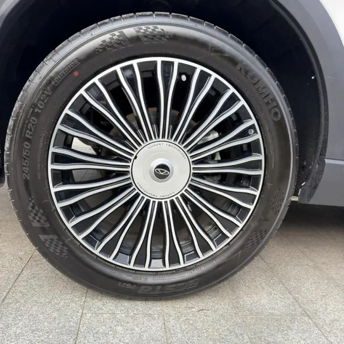 Chery Tiggo 8L 2024 Model 2.0T Automatic Premium Edition – фото 7