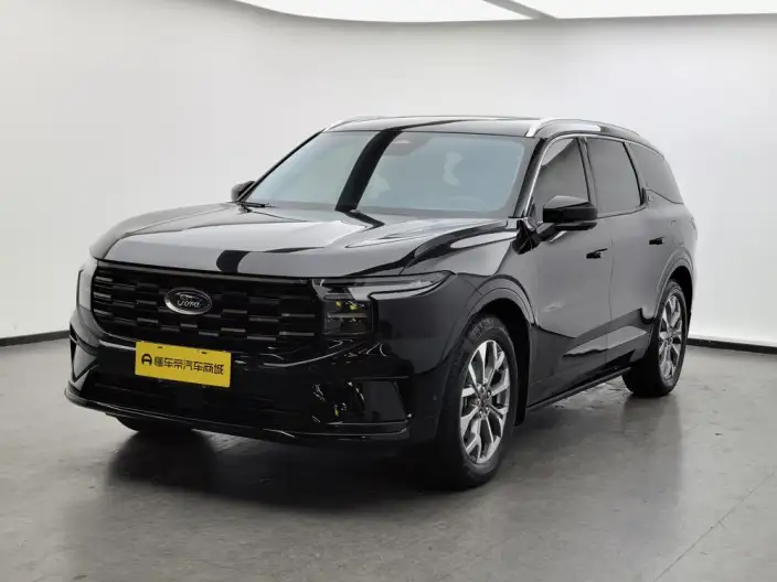 Ford Edge 2023 Model Ford Edge L 2.0T EcoBoost 4WD VII seat Supreme Model