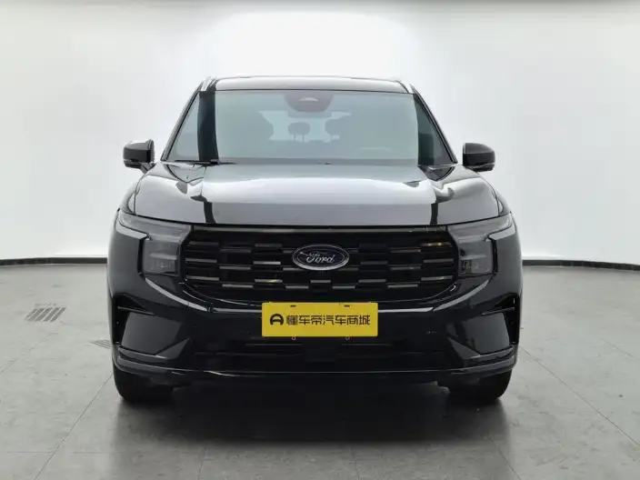 Ford Edge 2023 Model Ford Edge L 2.0T EcoBoost 4WD VII seat Supreme Model