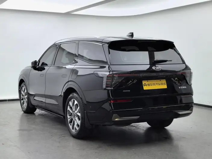 Ford Edge 2023 Model Ford Edge L 2.0T EcoBoost 4WD VII seat Supreme Model – фото 5