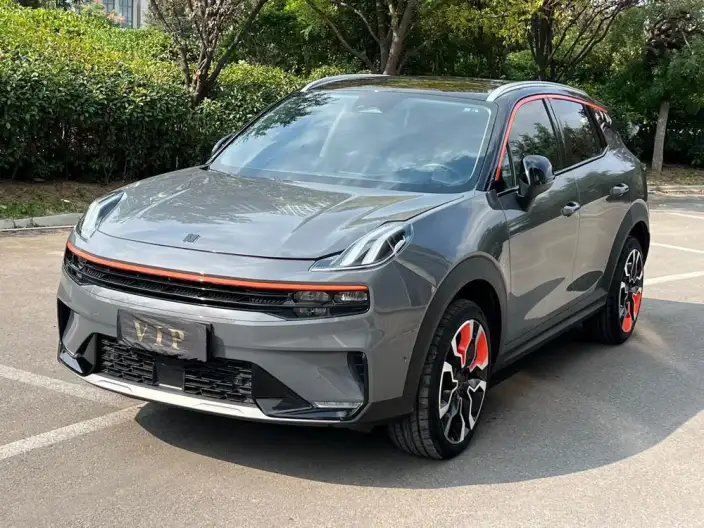 Lynk & Co 06 2023 Model Remix 1.5T Shine Halo – фото 10