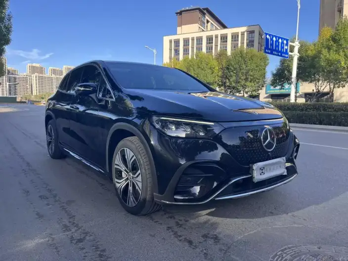 Mercedes-Benz EQE SUV 2024 Model EQE SUV 500 4MATIC Deluxe Edition – фото 3