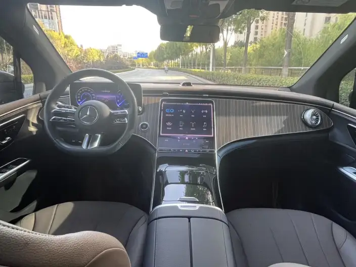 Mercedes-Benz EQE SUV 2024 Model EQE SUV 500 4MATIC Deluxe Edition – фото 9