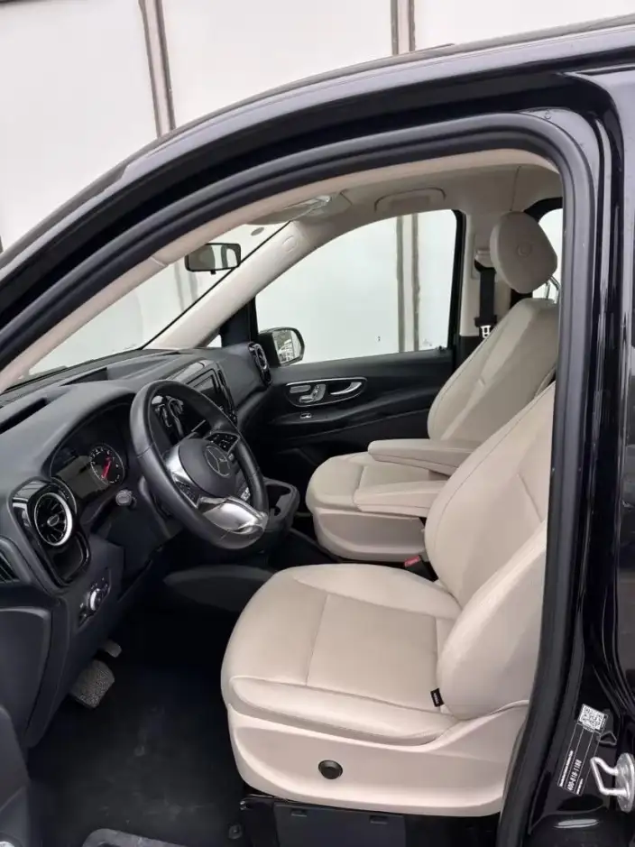 Viano 2024 Model 2.0T Business Edition 7 seat – фото 7