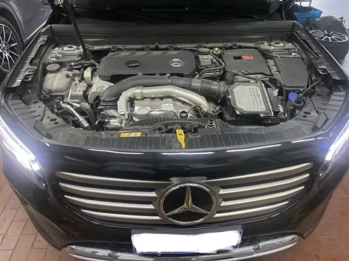 Mercedes-Benz GLB 2025 Model GLB 220 Fashion Model – фото 3
