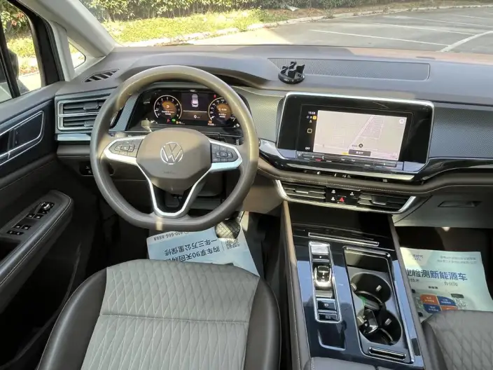 Viloran 2024 Model 330TSI Business Edition – фото 10