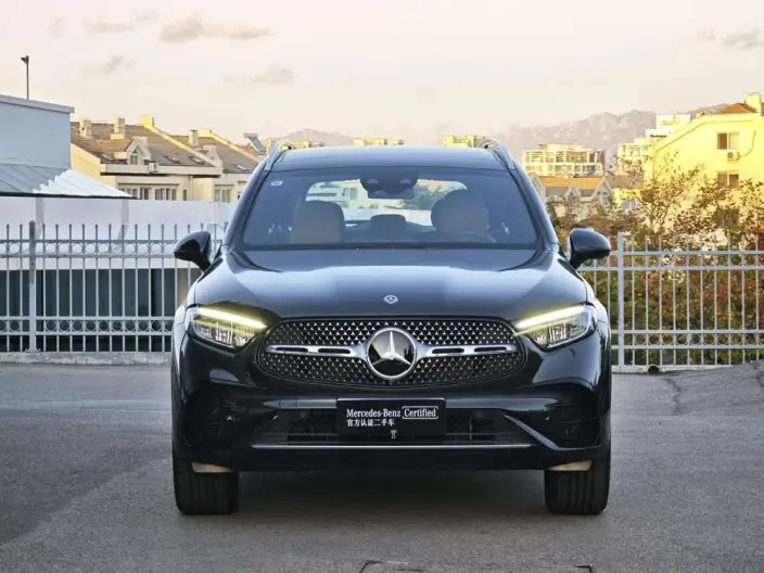 Mercedes-Benz GLC 2025 Model GLC 260 L 4MATIC Luxury Model 5 seat – фото 2