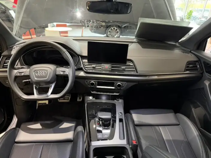 Audi Q5L 2025 Model 40TFSI Luxury Dynamic Model – фото 7