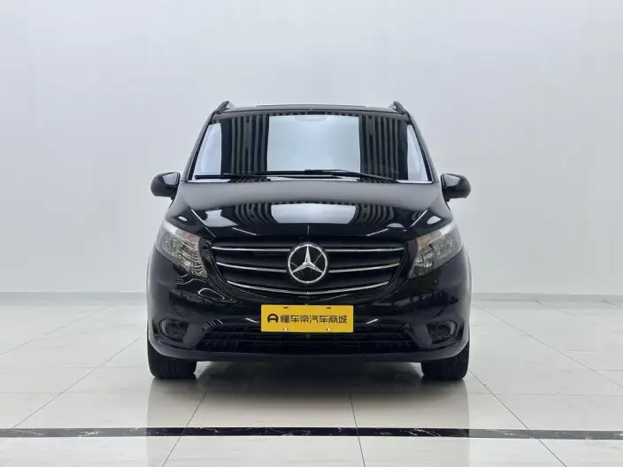 Viano 2023 Model 2.0T Business Edition 7 seat – фото 2