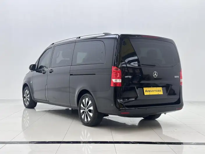 Viano 2023 Model 2.0T Business Edition 7 seat – фото 5