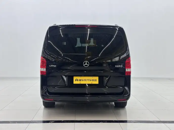 Viano 2023 Model 2.0T Business Edition 7 seat – фото 6