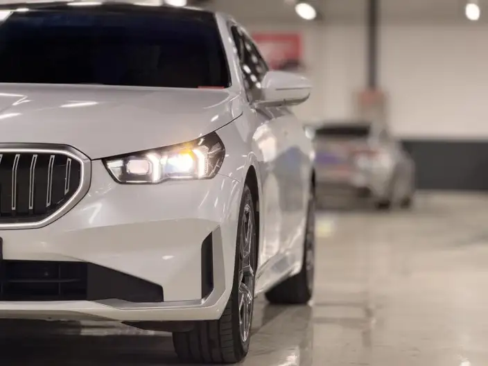 BMW 5 Series 2025 Model 530Li Leading Model Luxury Set – фото 8