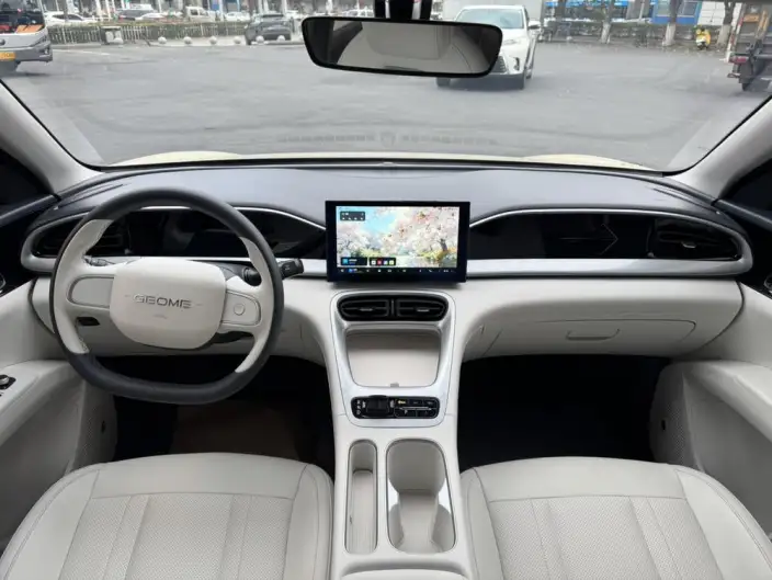 Geely Galaxy StarWish 2025 Model 310km Youth Edition – фото 10
