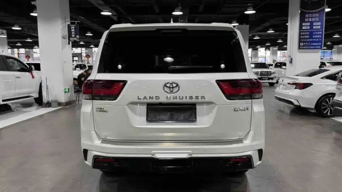 Land Cruiser (import 2023 Model 3.5T Automatic 4WD 7 seat Parallel Imported – фото 5