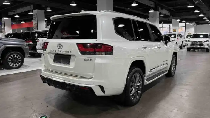 Land Cruiser (import 2023 Model 3.5T Automatic 4WD 7 seat Parallel Imported – фото 6