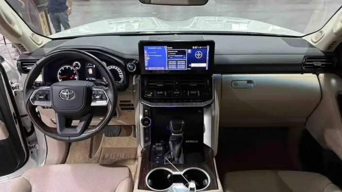 Land Cruiser (import 2023 Model 3.5T Automatic 4WD 7 seat Parallel Imported – фото 7