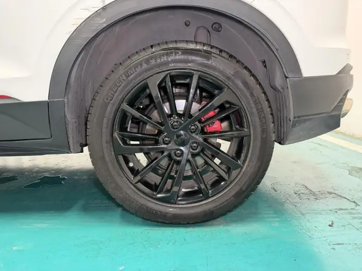 Geely Binyue 2021 Model 260T DCT Star Glory Edition – фото 9
